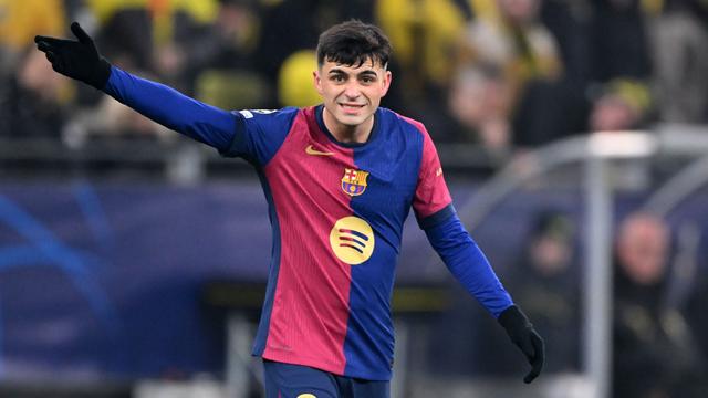 巴萨核心球员被曝转会传闻，引球迷热议，看到网络这些.的简单介绍-爱游戏中国官网